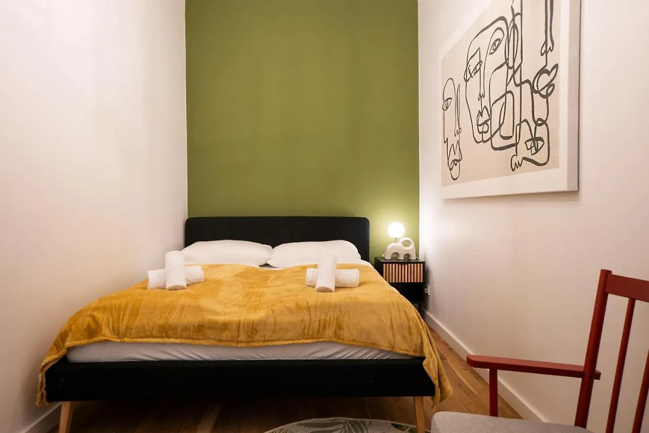 Fully Renovated 2-Room Central Apartment Vienna