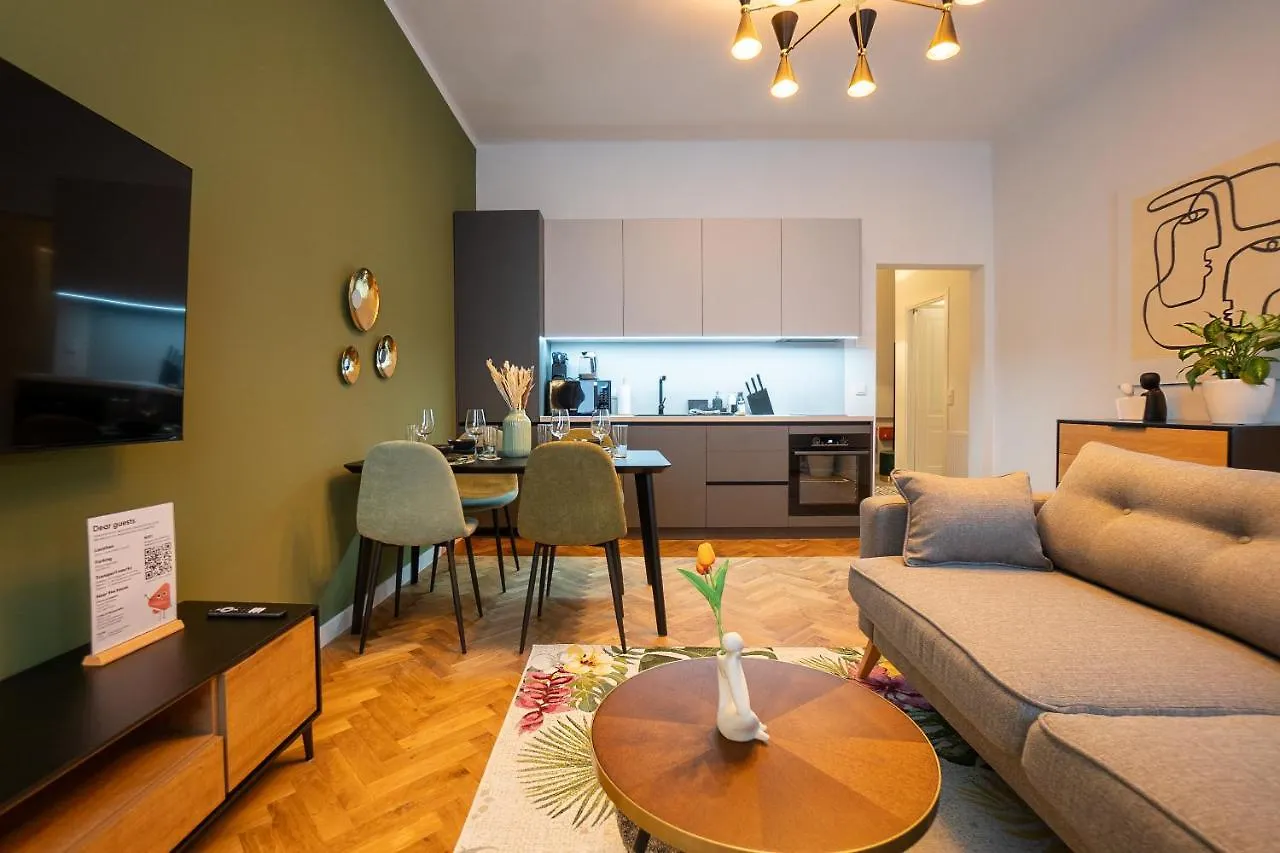 Fully Renovated 2-Room Central Apartment contacts