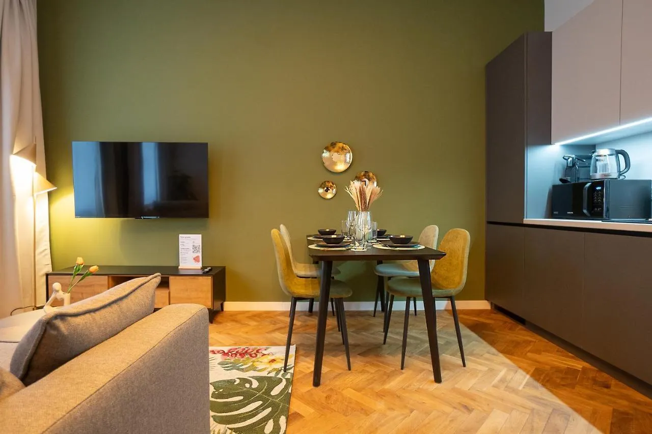 Fully Renovated 2-Room Central Apartment Vienna